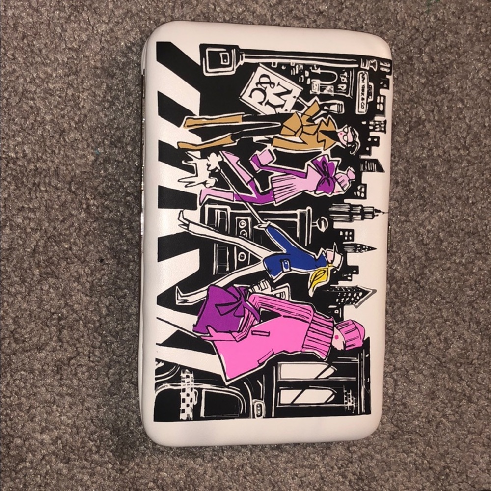 New York and company Clutch